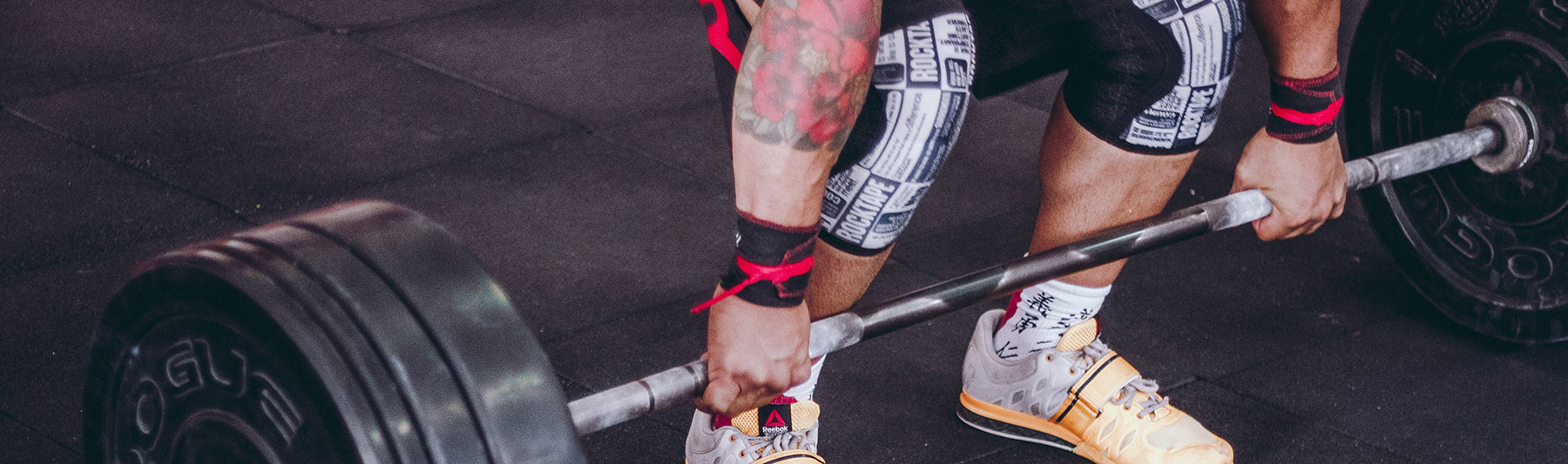 Fascia con fermapolso per body-building Strongman sollevamento pesi disponibile in colori assortiti e diversi modelli Powerlifting Training. attività fitness